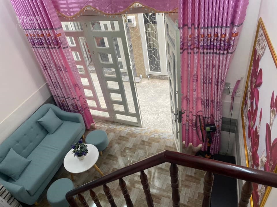 Nợ NH. Bán nhà đ 5.5 MT Tôn Thất Thiệp. 2 lầu. 5 tỷ