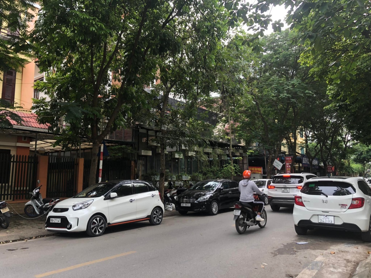 Biệt Thự Sân Vườm KĐT Linh Đàm 250m2x5t Vị Trí VIP View Cây Xanh Bạt Ngàn Ở Sướng.