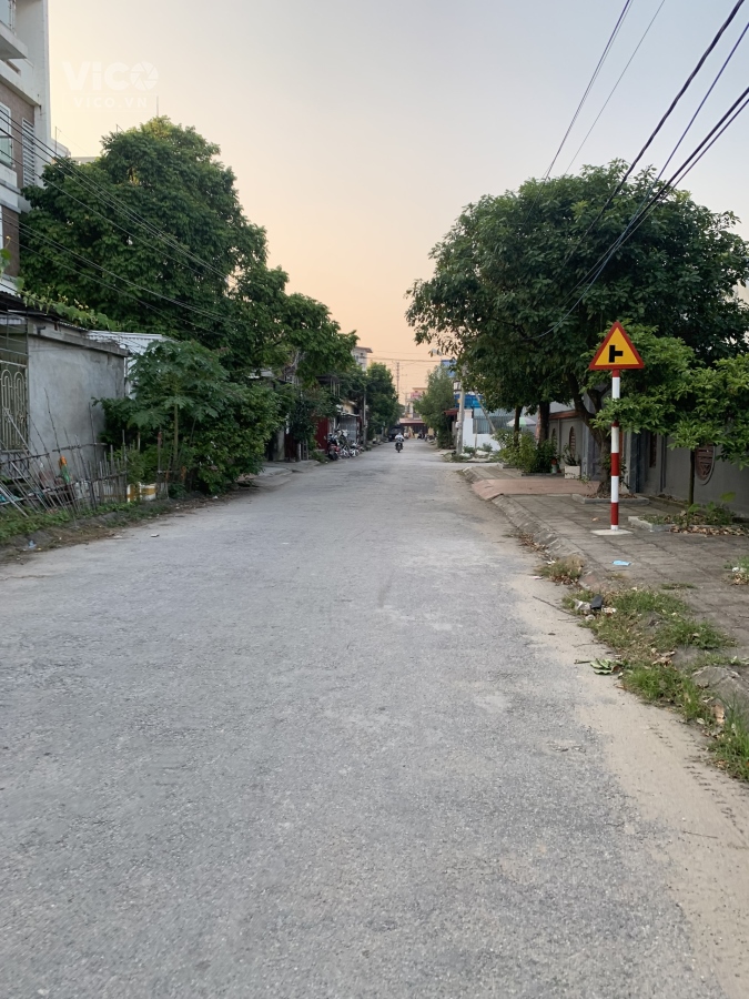 Bán LÔ ĐẤT 100m2 ngang 7m mặt đường 11m Hòa Nghĩa , DƯƠNG KINH , Hải Phòng. giá 2,x tỷ