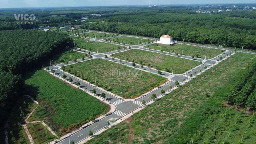 Cần Bán gấp 1lô Đường nhựa 11m hiện hữu, ngay ven hồ đường32mXã Tân Tiến, Huyện Đồng Phú, Bình Phước