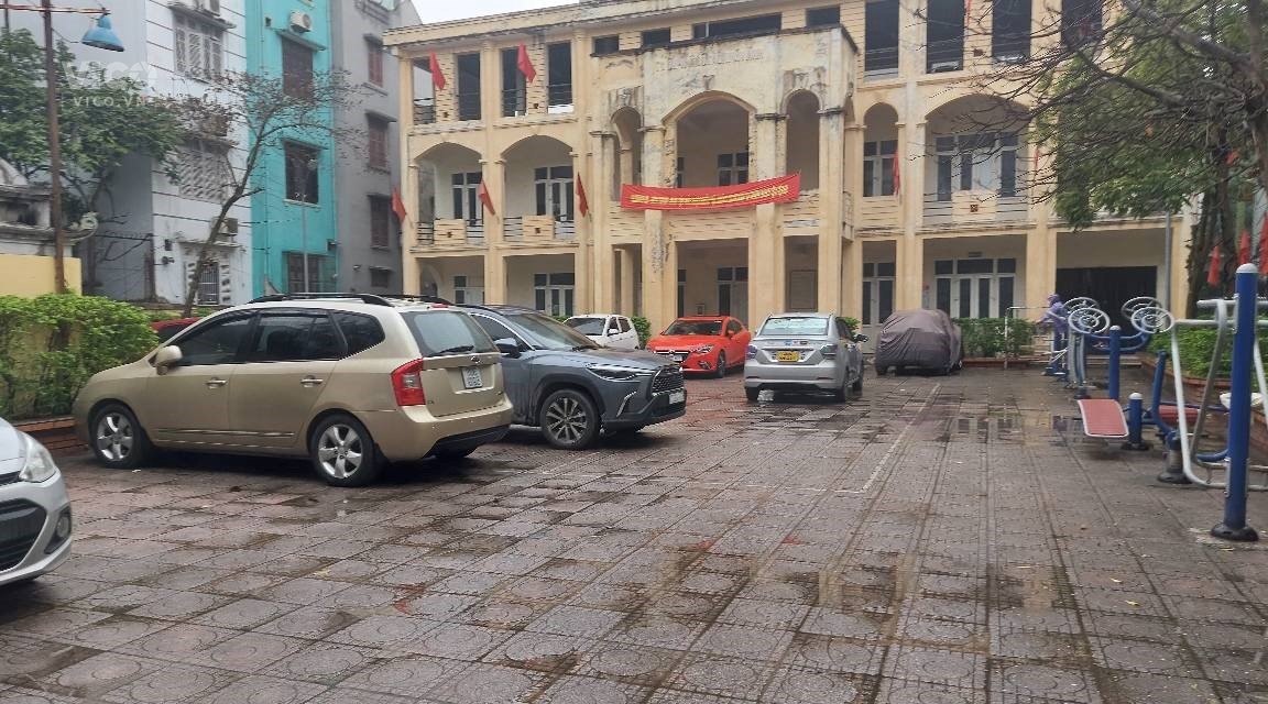HIẾM, NHÀ ĐẸP LÂM DU, LONG BIÊN. 50M, 5 TẦNG, GIÁ 5.68 TỶ, FULL NỘI THẤT, GARA Ô TÔ (0389160730)