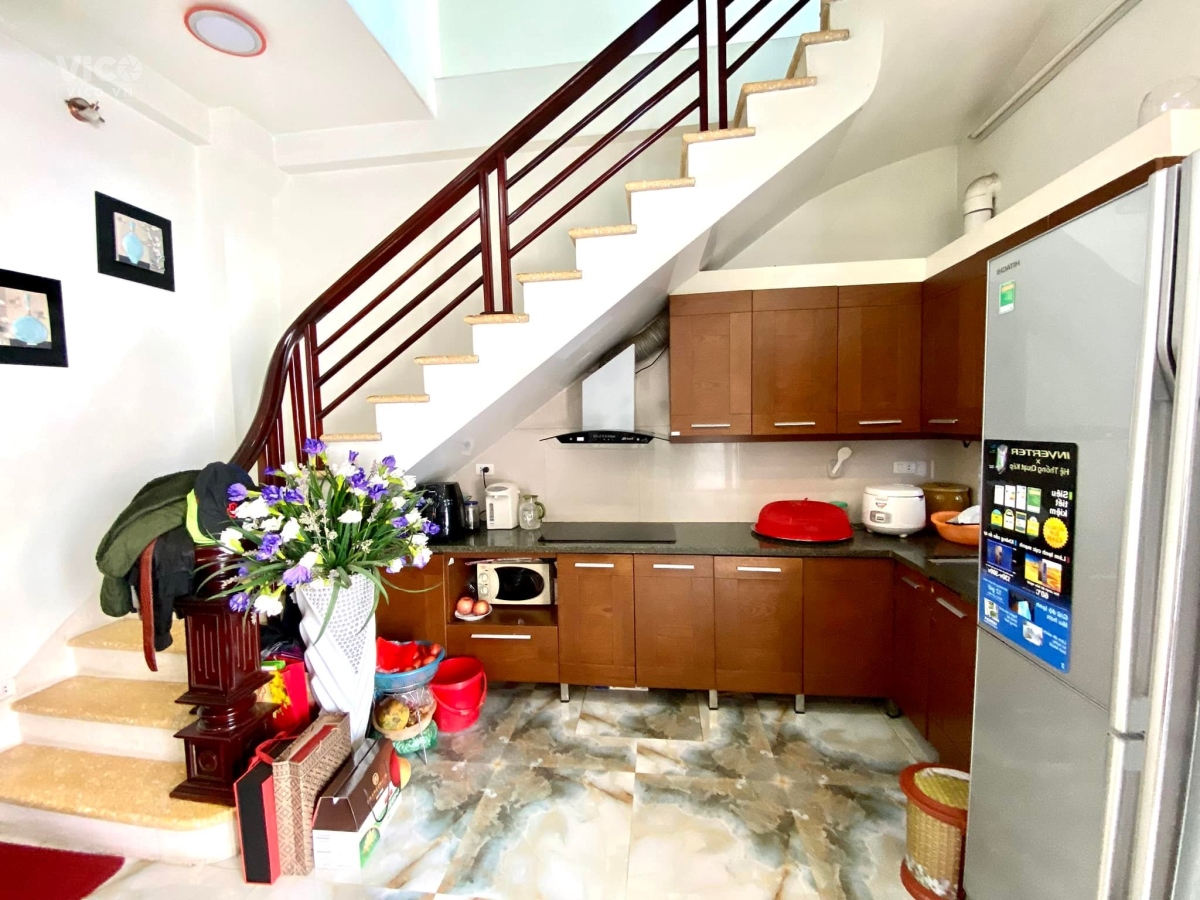 BÁN NHÀ GẦ KHU DÂN CƯ 918 PHÚC ĐỒNG, LONG BIÊN, 40M, 6 TẦNG, GIÁ 5 TỶ. Ô TÔ, NHÀ MỚI Ở LUÔN