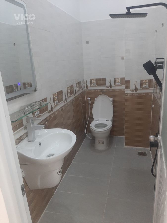 NHÀ CHO THUÊ KHU DÂN CƯ MAI VĂN VĨNH ĐƯỜNG LỚN XE HƠI CHẠY VI VU Mr Hòa 0909127160