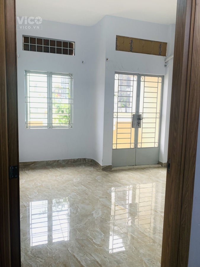 Cơ hội cuối. Chủ cần bán gấp nhà Sơn Trà, 4 Lầu đường 5.5m. Giá 4.35 tỷ