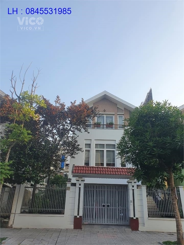 Bán gấp biệt thự Văn Phú, Hà Đông nội thất Luxury 200m2, 21 tỷ