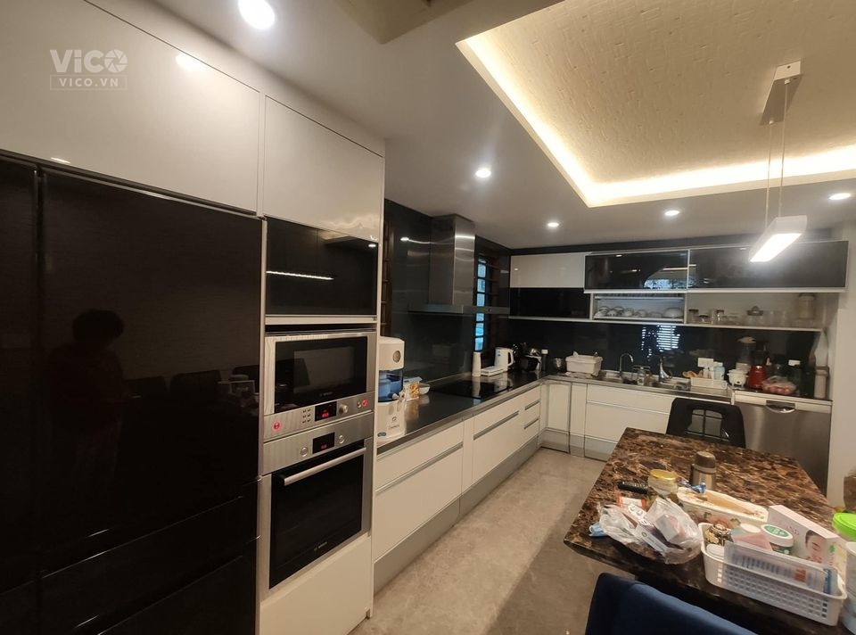 Biệt thự sân vườn Trung Liệt Đống Đa Lô Góc, Gara ô tô,Dt 105m, 5 Tầng Chỉ 14 tỷ