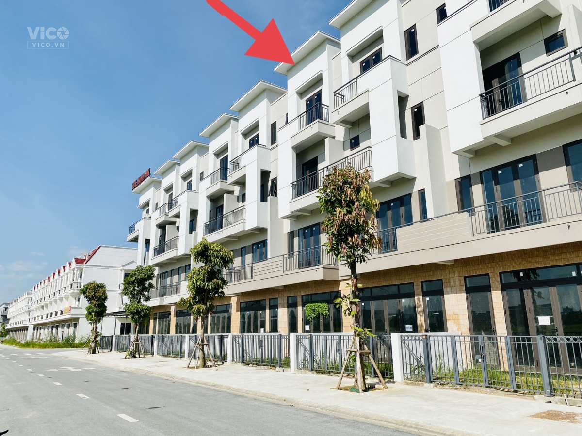 Bay nhanh căn nhà phố 75m2 4 tầng chân đế chung cư đang khởi công 1 tòa tại VSIP Bắc Ninh