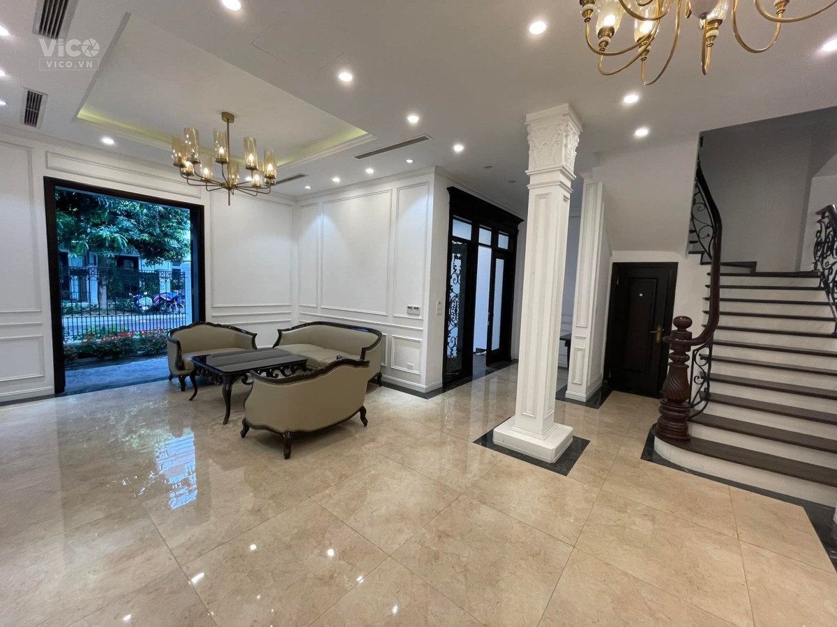 bán gấp biệt thự Vinhomes riverside nội thấy luxury 155 m2 giá 36,5 tỷ