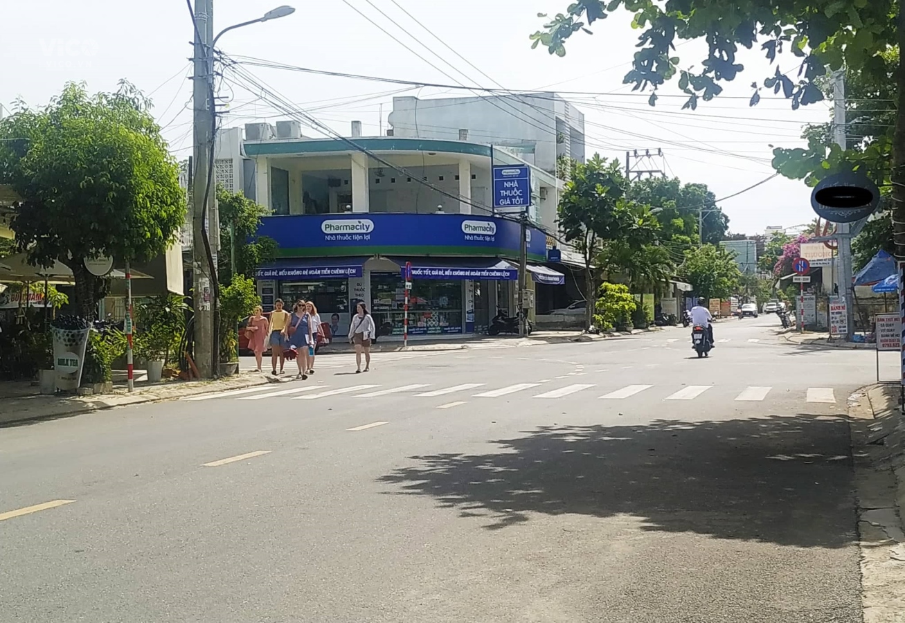 Bán 412m2 đất lô góc tặng nhà đẹp đang kinh doanh, đường 7,5m gần bãi tắm, MỸ KHÊ, SAO BIỂN, Ngũ