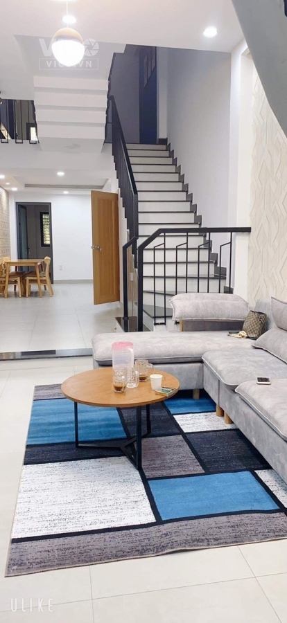 Bán gấp nhà ngay đầu cầu Rồng DT50m2 giá chỉ 3,x tỷ