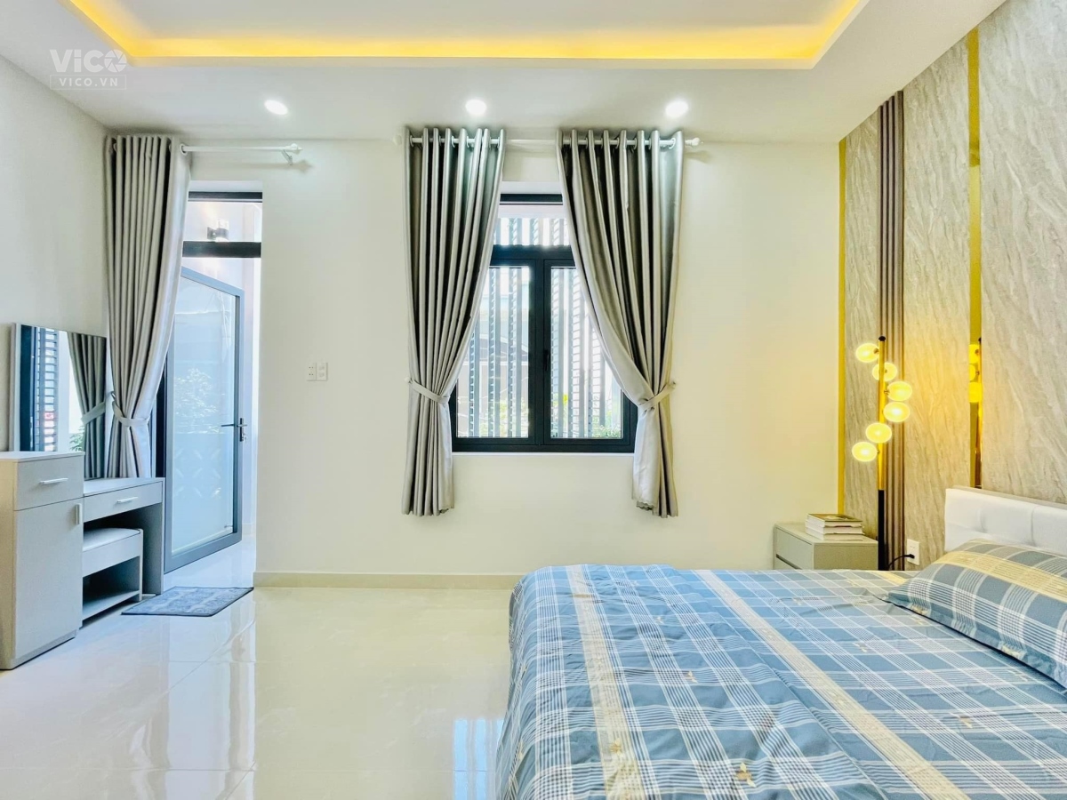 Nhà ở Sơn Trà. Cạnh Cầu sông Hàn, đường 10.5m, 2 Lầu, 3 PN. chỉ 5 tỷ