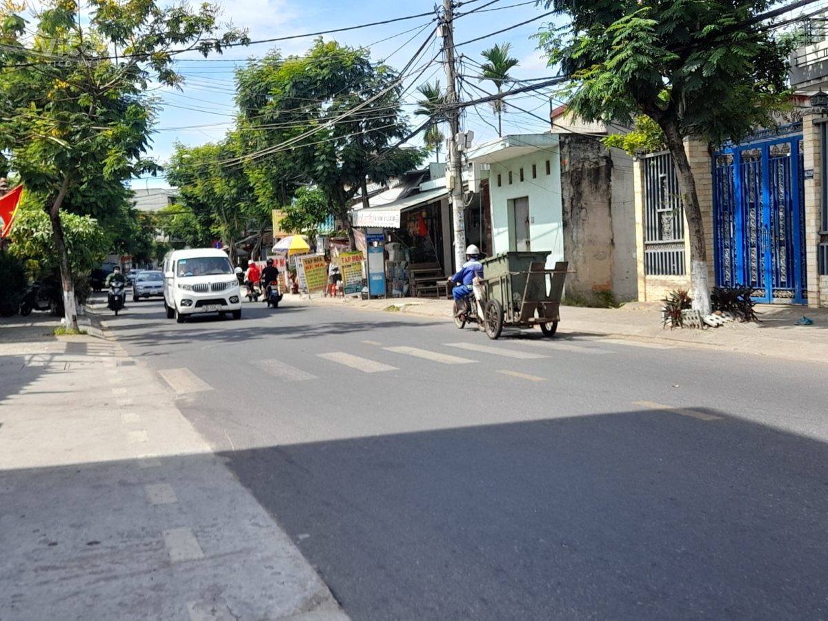 Cực phẩm Bán nhà Kiệt Huỳnh Thúc Kháng nhà mới ở ngay giá 2 tỷ 950tr 0905522660