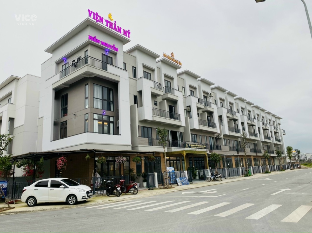 Cần tiền mở rộng kinh doanh bán nhà 4 tầng tiện ích nội, ngoại khu đầy đủ, vị trí đắc địa ngay chân