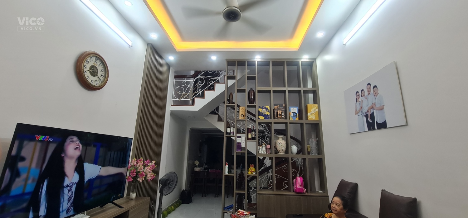 Bán nhà 3.5 tầng Chu Văn An xây tâm huyết nhà cực đẹp ngay gần SVĐ Lạch Tray