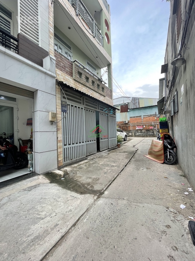 Bán gấp đất thổ cư 110M2 chỉ 4.x tỷ QL1A APĐ