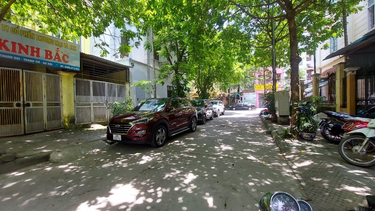 Biệt thự Cầu Bươu, Tả Thanh Oai, 140m2, 4T, Mt8m, Kinh doanh, giá chỉ 14,5 tỷ.