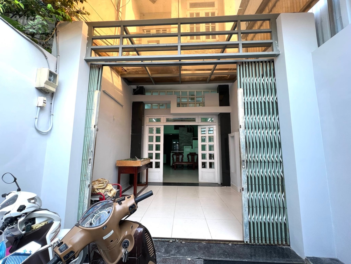 BÁN NHÀ HẺM 588, DT KHỦNG 80M2, 4X20, HUỲNH TẤN PHÁT, QUẬN 7, GIÁ 7 TỶ 6