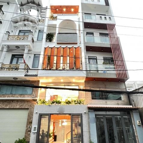 Bán gấp CHDV Nguyễn Khoái quận 4 DT 3,5x13 thu nhập 35tr/tháng giá 6,5 tỷ
