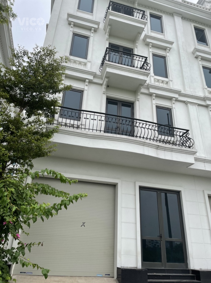 Cần bán gấp suất cổ đông dự án Kiến Hưng Luxury. Diện tích 79. Có hố chờ thang máy. sổ đỏ lâu dài.