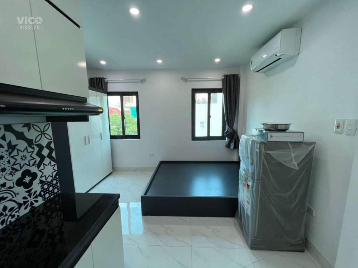 BÁN CĂN HỘ CCMN CAO CẤP CẦU GIẤY DT 43M _ 5 TẦNG _ 9PHÒNG FULL NỘI THẤT DÒNG TIỀN 40tr/ tháng,