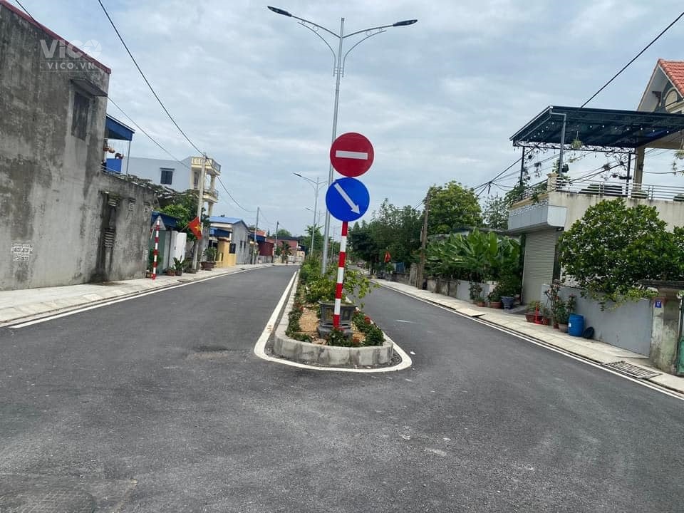 lô đất 103m2 tặng căn nhà 2,5 tầng Mặt đường 9m QUẢNG LUẬN ĐA PHÚC Dương Kinh giá hơn 2 tỷ