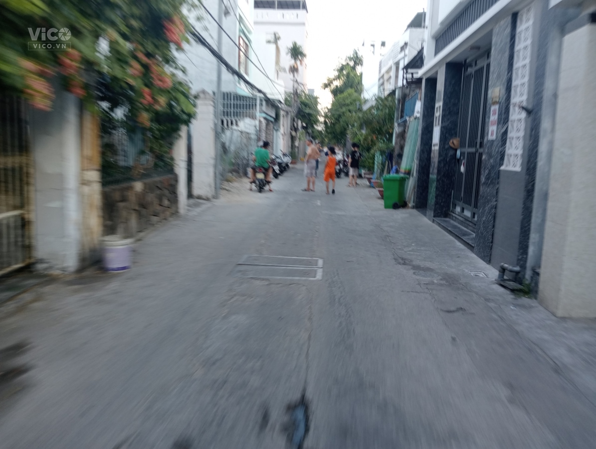 Chỉ 4,7 tỷ. 2 Lầu, Kiệt 5m Nguyễn Duy Hiệu, Sơn Trà. Dt 90m2, 3 PN