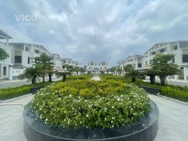 BIỆT THỰ SIÊU VIP TẠI TIỀN GIANG ( NGANG 10 X 20 ) GIÁ 3,5 TỶ LH 0377288548