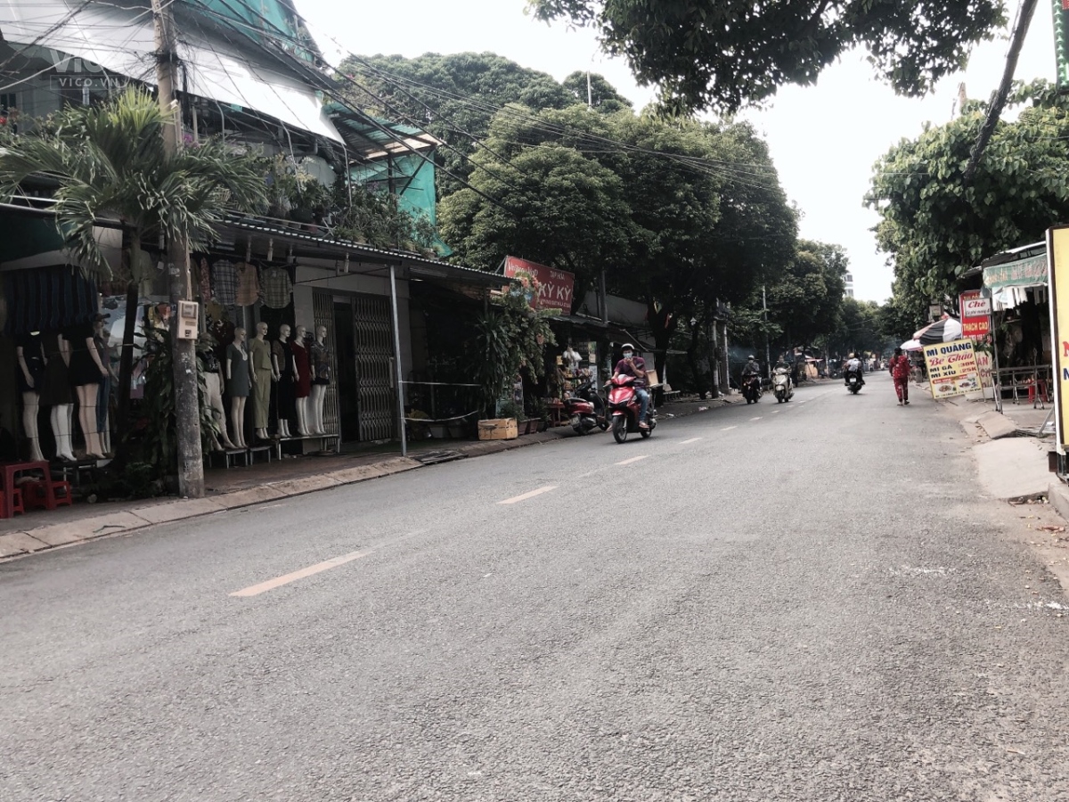 BÁN ĐẤT MỘC CHÂU MẶT ĐƯỜNG QUỐC LỘ 43, GẦN NÚT XUỐNG CAO TỐC, SỔ ĐỎ SANG TÊN