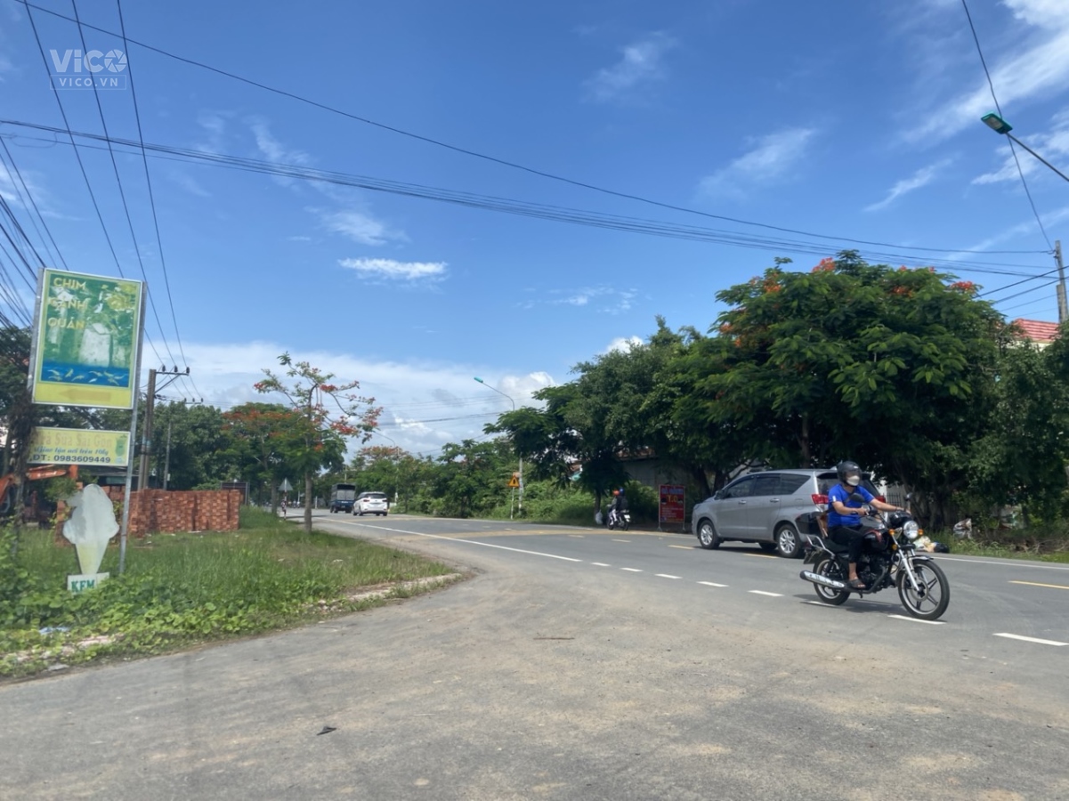 bán 200m đất mặt nhựa 8m ngay khu dân cư bến lức