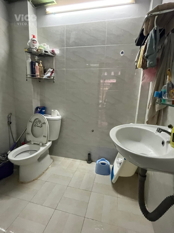 Cho thuê nhà 1 trệt 2 lầu, hẻm 3 gác chạy thoải mái, đường Huỳnh Tấn Phát, thị trấn Nhà Bè Mr Hòa