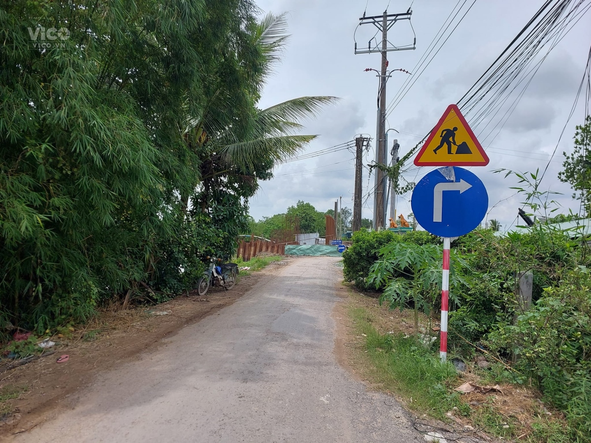 Đất Mặt Tiền Đường Xe Tải View Sông An Phú Nhuận 186M2 Full Thổ Cư Sát Biệt Thự Mới Đẹp