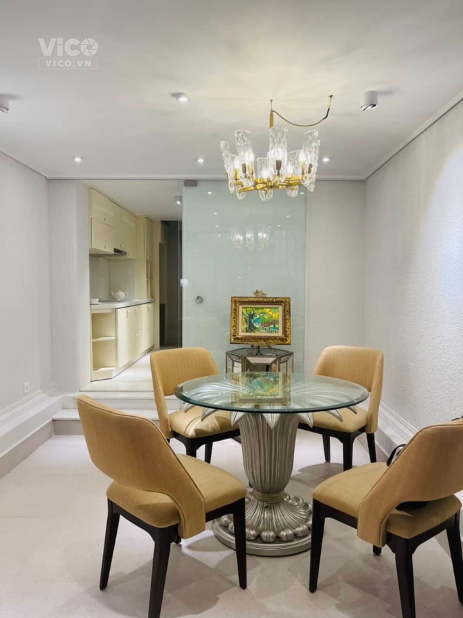 Cần bán nhà Phố Lý Nam Đế, 55m2 giá 7 Tỷ 500 có thương lượng.