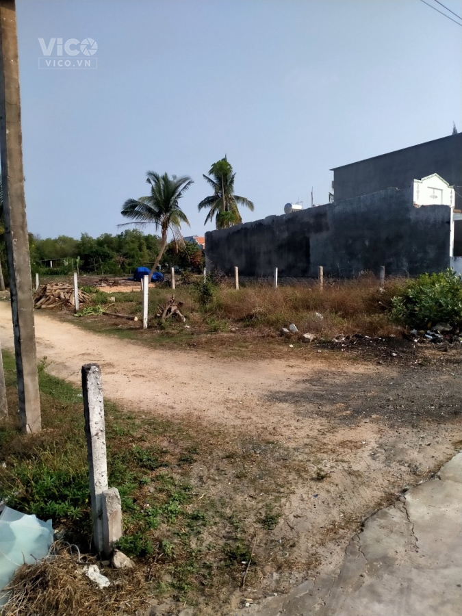 Bán lô góc 2 mặt tiền, hẻm đường Nguyễn Tri Phương, Tân Bình, Lagi