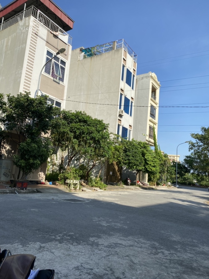 ĐẤT DỊCH VỤ YÊN NGHĨA VỈA HÈ KHỦNG 70m2MT 5.5m SIÊU HIẾM