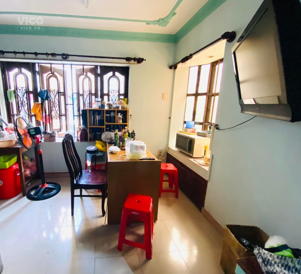 Villa lô góc Hẻm 8m Trần văn Quang, DT 9x19m, 4 Tầng, 5PN, 20.9 tỷ (TL)