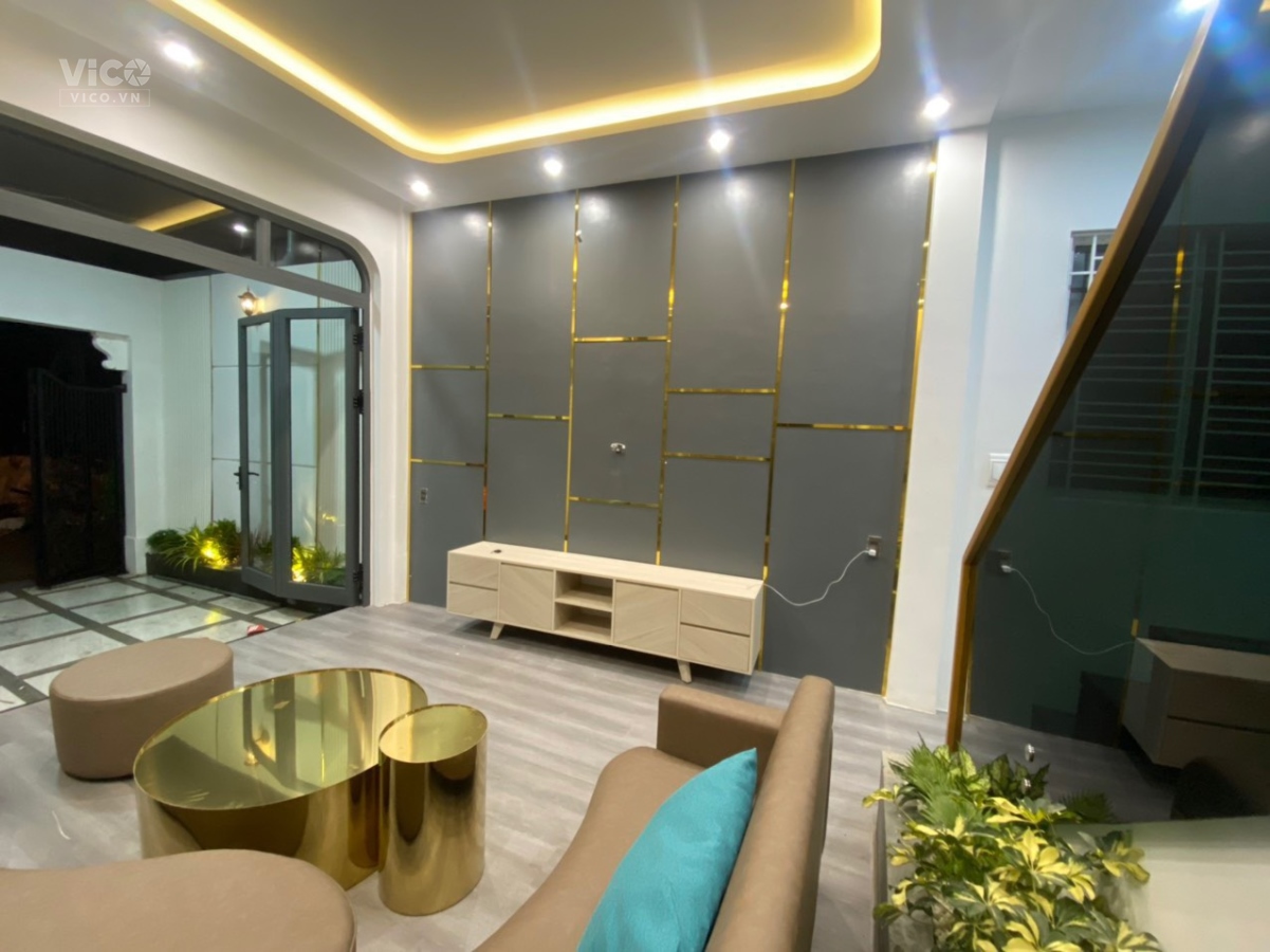Chuyển nhượng nhà 3 tầng full nội thất Mt Nguyễn Đỗ Cung Phường Xuân Phú