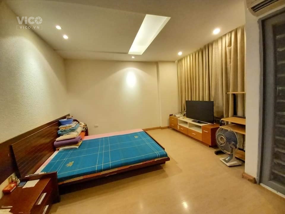 Bán nhà Mặt phố Nghĩa Tân, 82m2, Mặt tiền rộng 8m, Kinh doanh, Cầu Giấy 22,6 tỷ