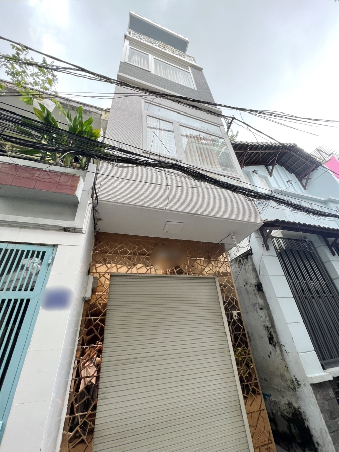 HẺM THÔNG XE TẢI TRÁNH Ô TÔ NGỦ TRONG NHÀ GẦN CHỢ NHÀ THỜ TÂN HƯƠNG GẦN TRƯỜNG HỌC CÁC CẤP