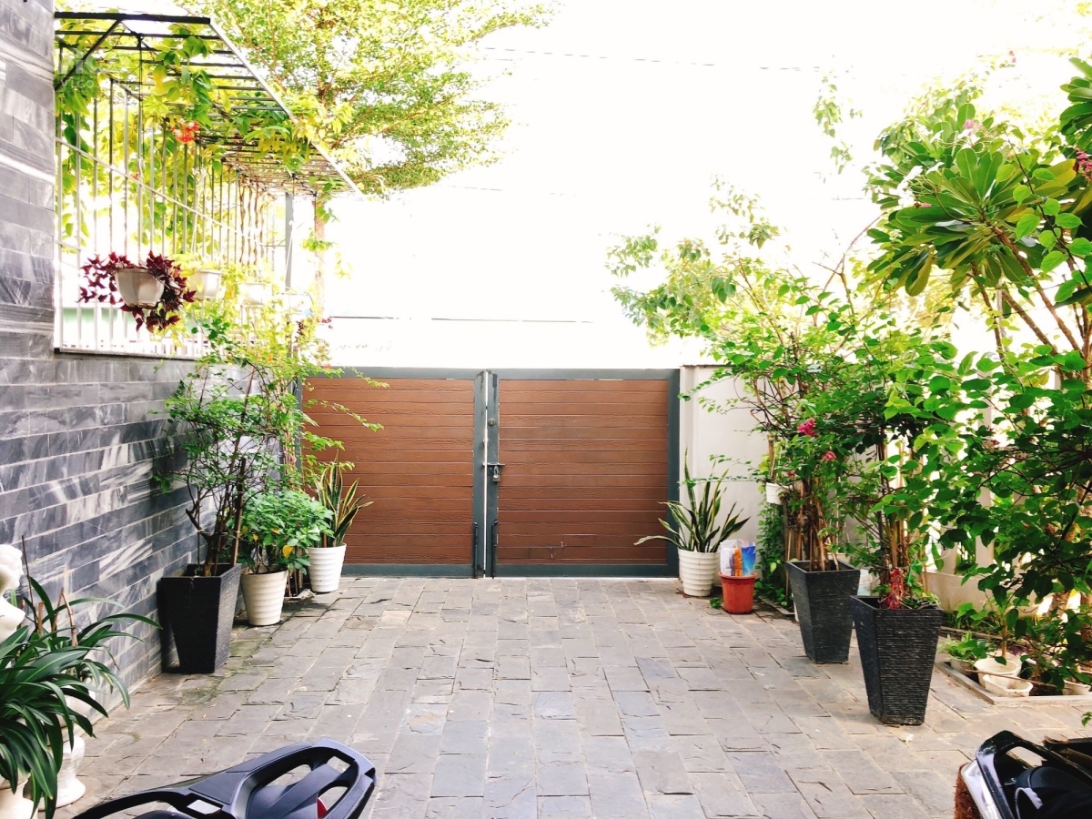 Đất rẻ ở đây. Chủ đi Mỹ, bán lô đất khủng hơn 300m2 mặt đường Phạm Cự Lượng, Giá 14 tỷ 5.