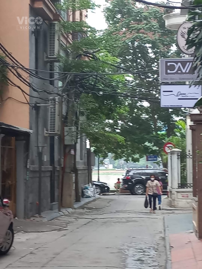 Bán biệt thự Kim Mã 160m2 x 5 tầng 3 mặt tiền giá 69 tỷ