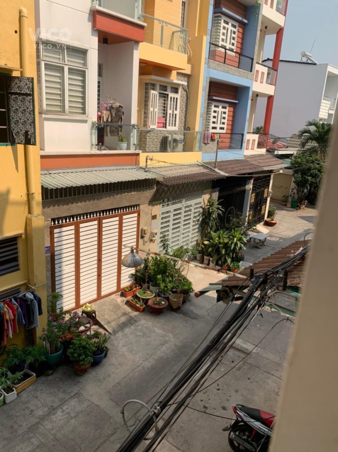 TIN NÓNG. Cần bán gấp nhà 3 Tầng, 66m2, chỉ 10 bước ra Võ Văn Kiệt