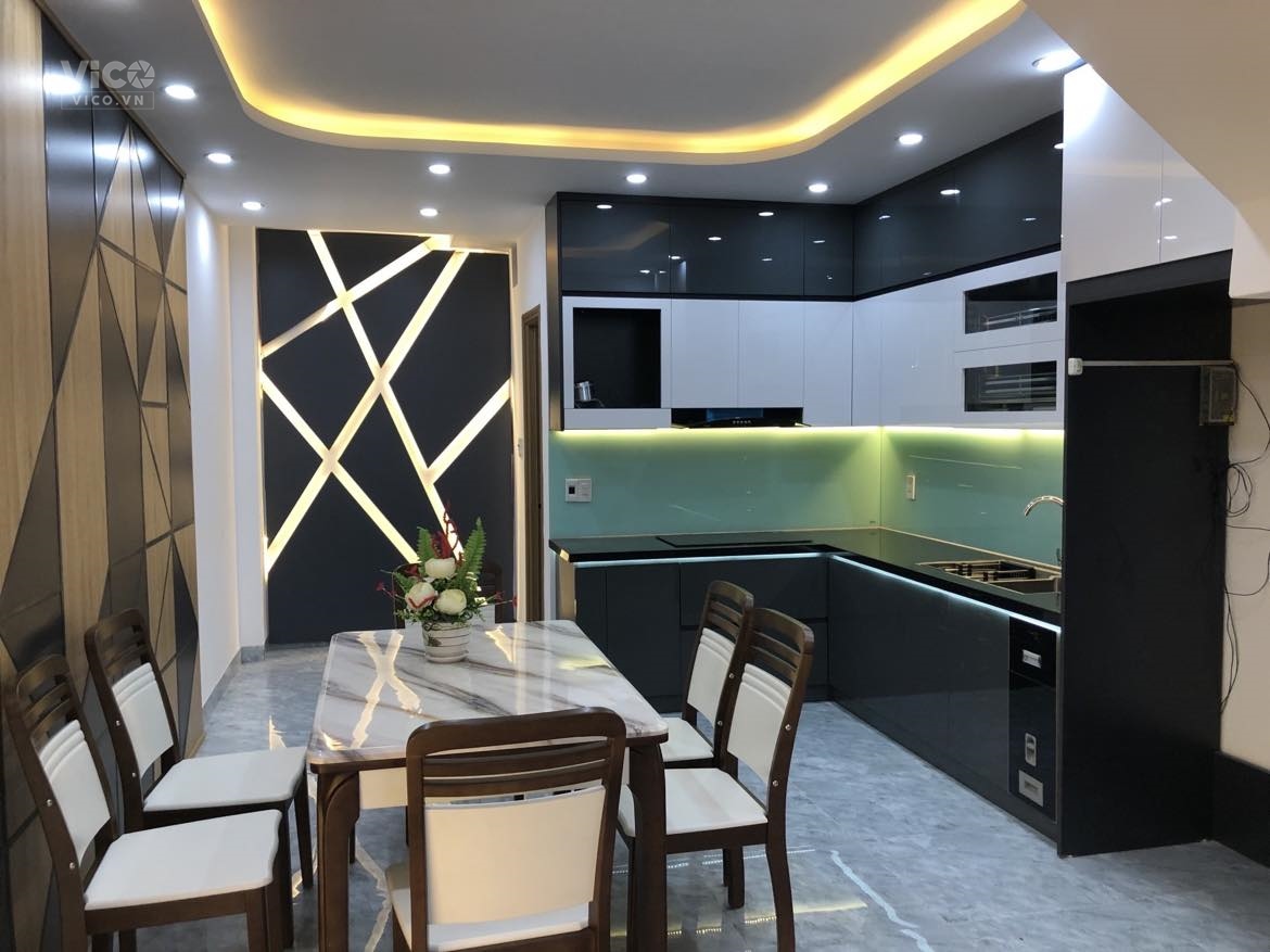 Bán Nhà mặt tiền 2 tầng trung tâm sơn trà Giá chỉ nhỉnh 4,x tỷ