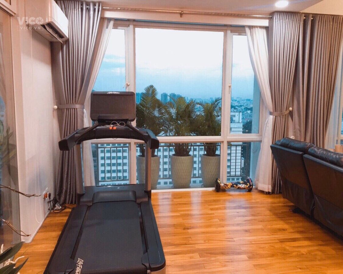 Chính chủ bán Penthouse chung cư Tản Đà Court Q.5, DT258m2 Để lại nội thất cao cấp