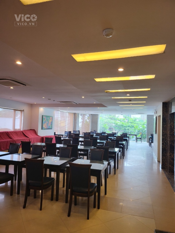 Cần bán khách sạn 3 sao trung tâm Phố Tây Nha Trang có 84 phòng kinh doanh, hồ bơi và nhà hàng