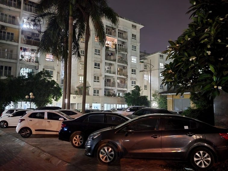 Chính chủ bán căn hộ chung cư đẹp ở Long Biên
