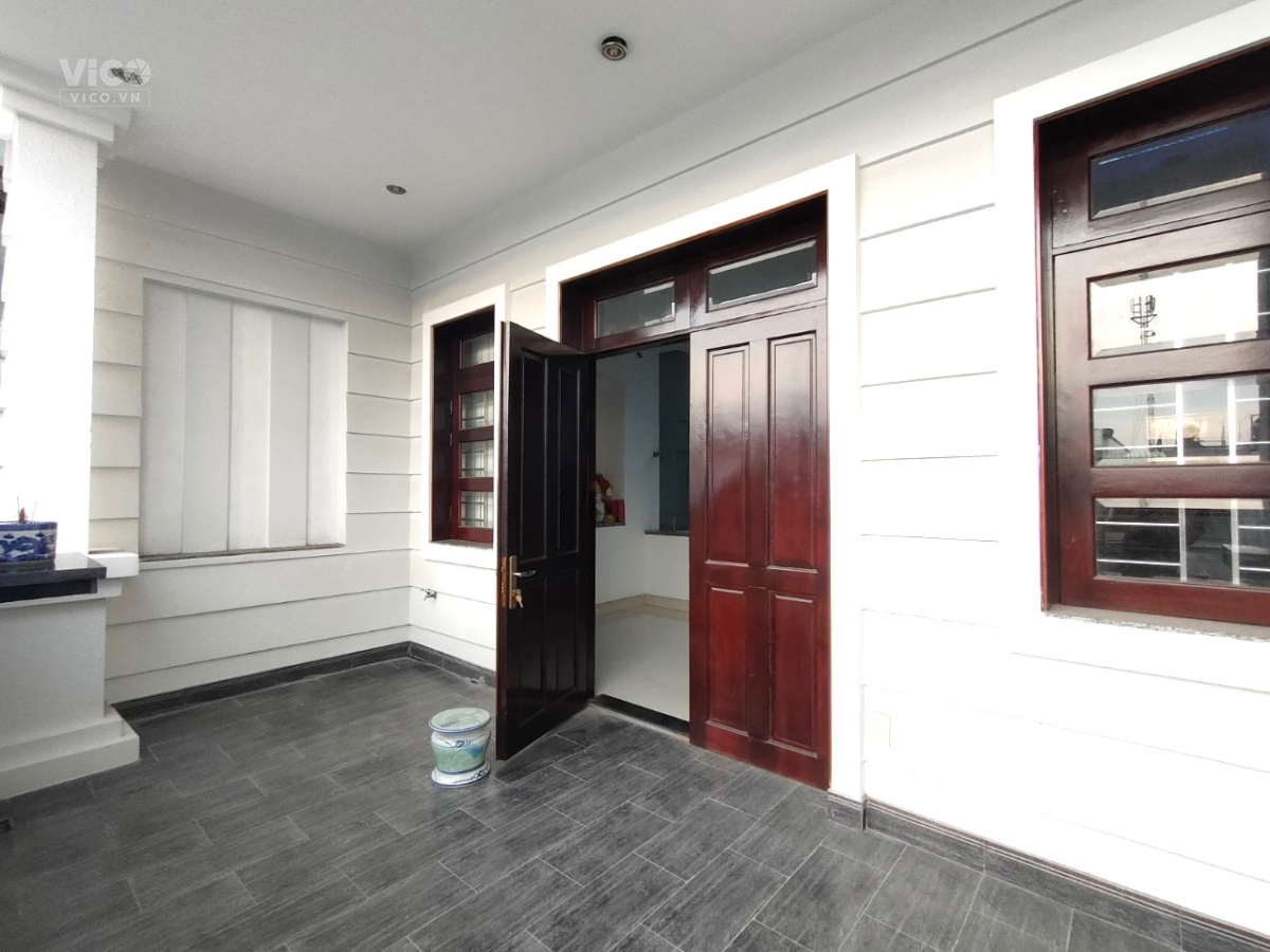 Cho thuê Biệt thự đẹp Mặt tiền Khu Cao Lỗ 3 tầng P4 Q8 6x18m