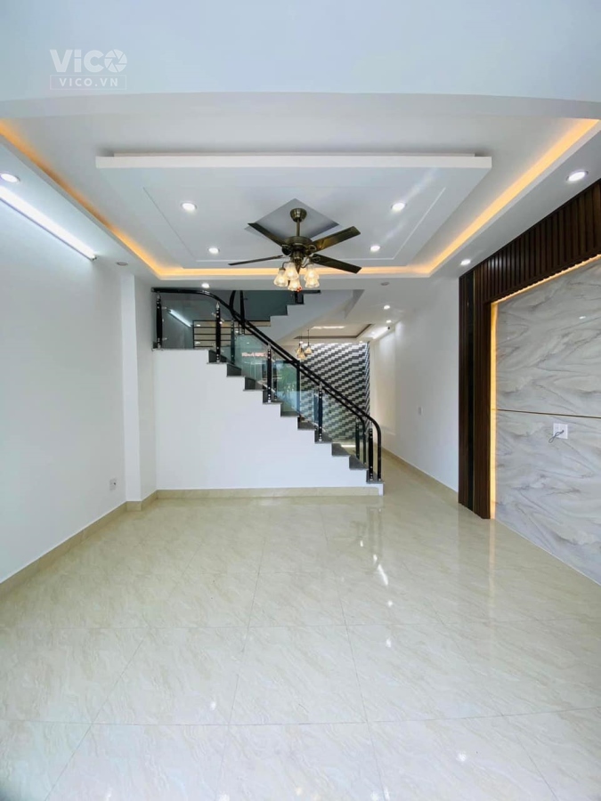 SIÊU PHẨM Nhà 3 tầng 40m2 mặt đường 8m Hải Thành 1 Dương Kinh. Hải Phòng.