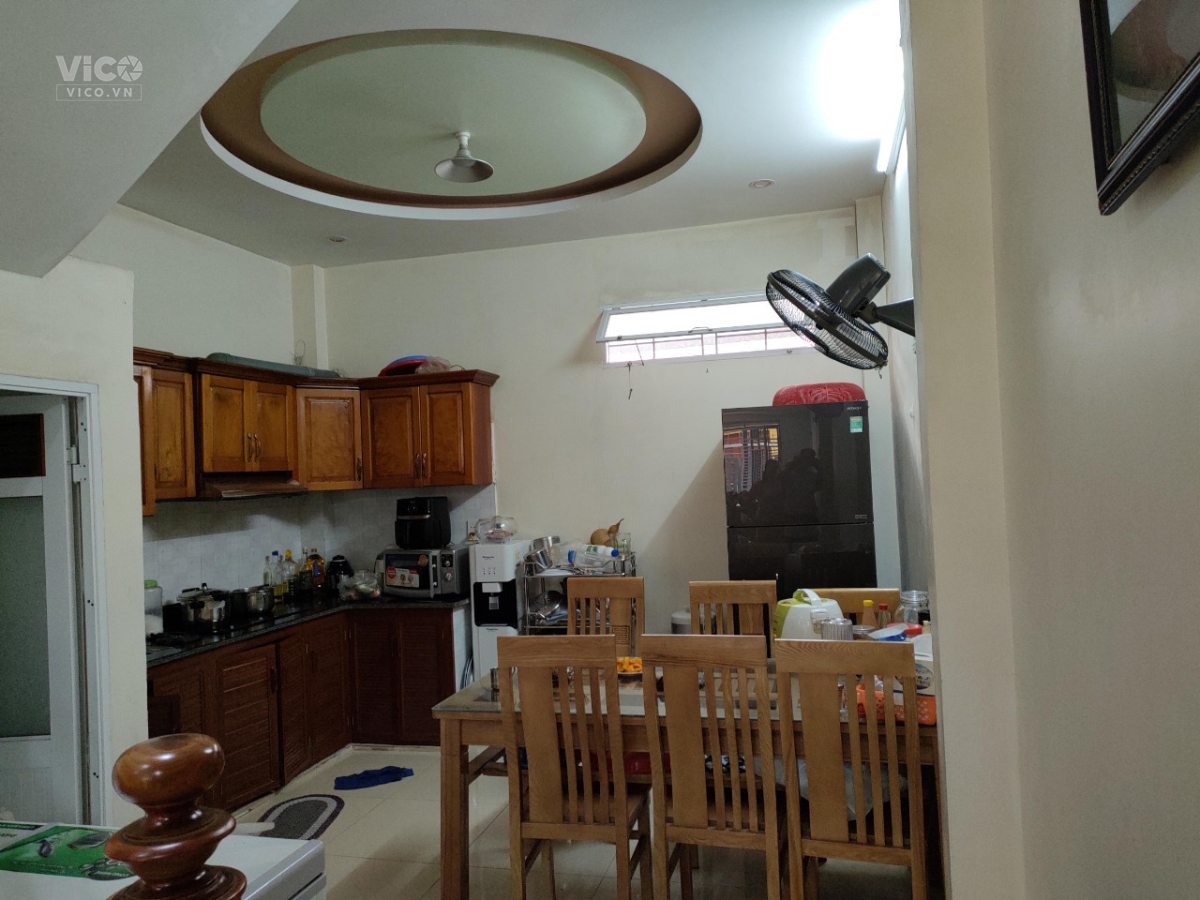 Bán nhà 3 tầng Hoàng Ngọc Phách ngõ ô tô cách nhà 20m