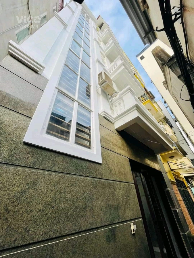 NHÀ PHỐ KIM GIANG 5 TẦNG X 50M2, MT HƠN 7M, NHÀ ĐẸP THOÁNG SÁNG GIÁ 4 TỶ HƠN