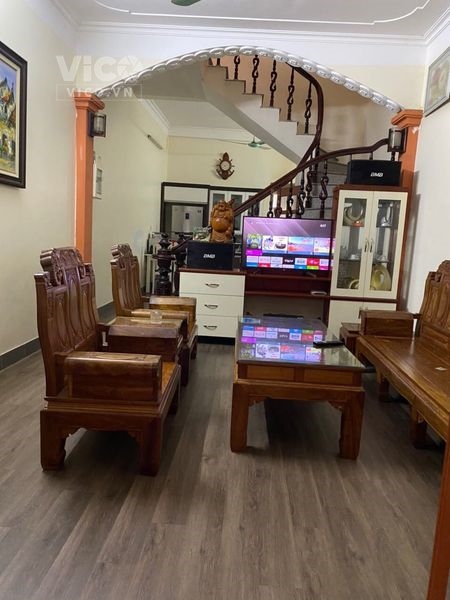 NHÀ ĐEP 3 TẦNG LÔ GÓC TĂNG NÔI THẤT PHỐ XỐM HÀ ĐÔNG DT 50M 3 TẦNG GIÁ 3 TỶ.